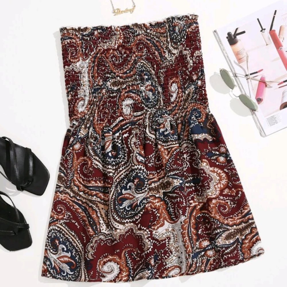 Plus Size Paisley Shirred Ruffle top